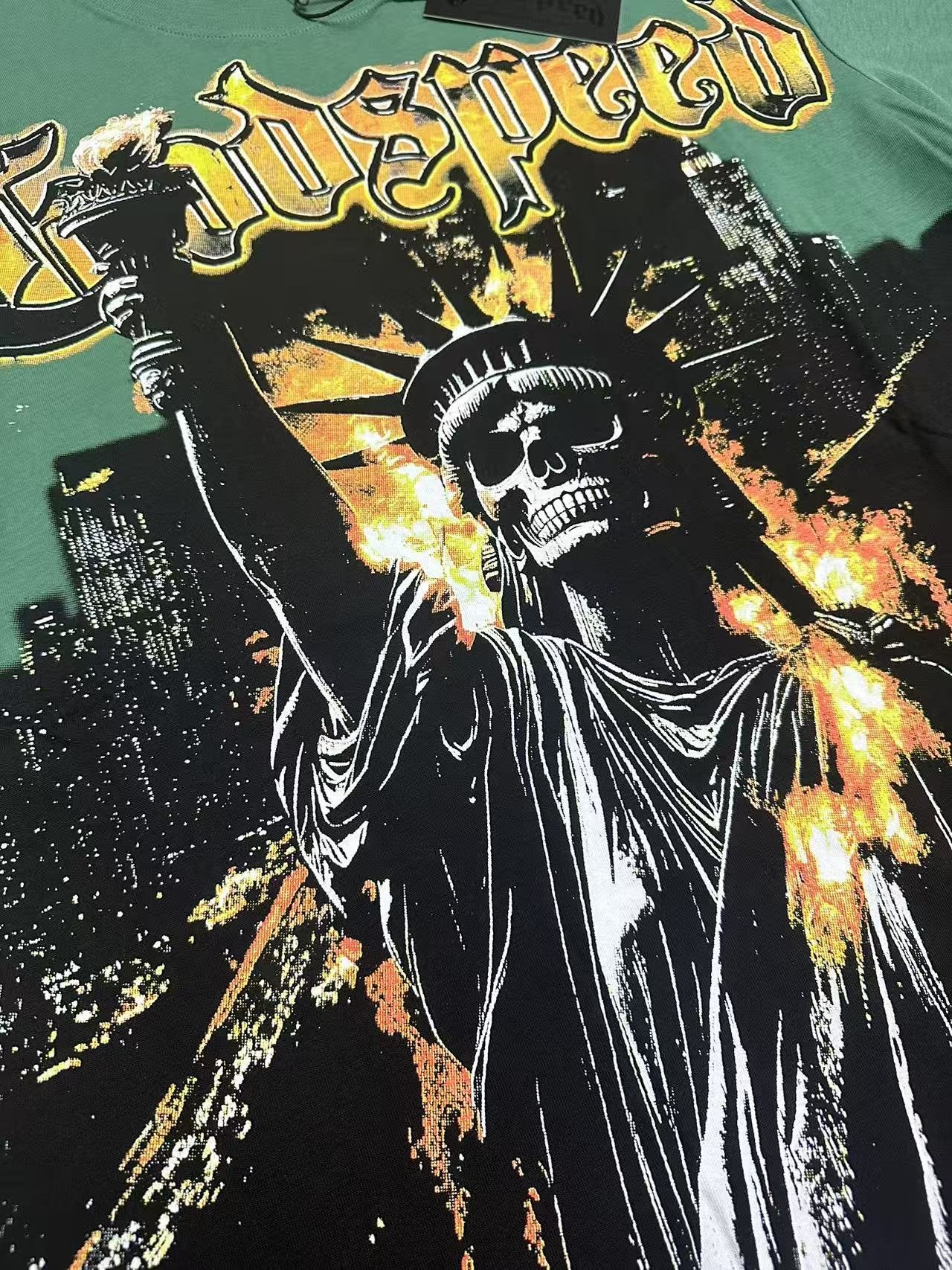 Godspeed Statue of Liberty Graphic T-Shirt — detail