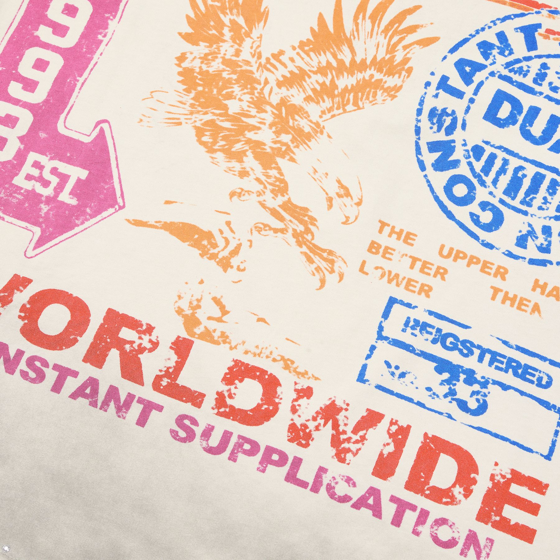 DUAA Upper Hand Graphic T-Shirt — detail